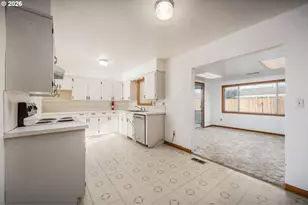 1515 Powell St SE, Albany, OR 97322 - Photo 8