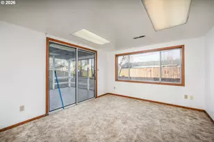 1515 Powell St SE, Albany, OR 97322 - Photo 10