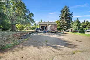 32313 Green Acres Loop, Cottage Grove, OR 97424 - Photo 32