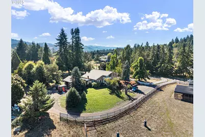 32313 Green Acres Loop, Cottage Grove, OR 97424 - Photo 2