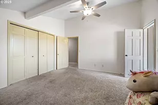 32313 Green Acres Loop, Cottage Grove, OR 97424 - Photo 20