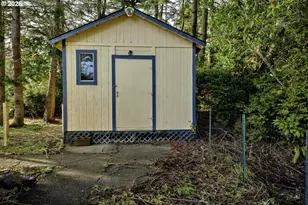 777 Rhododendron Dr, Florence, OR 97439 - Photo 46