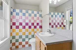 2371 NW Burkhart Dr, Portland, OR 97229 - Photo 18