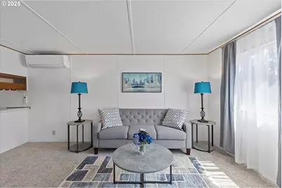 1999 Jansen Way #6, Woodburn, OR 97071 - Photo 8