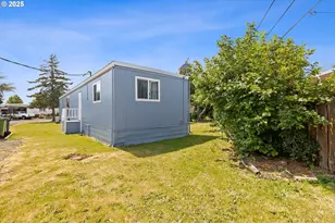 1999 Jansen Way, Woodburn, OR 97071 - Photo 24