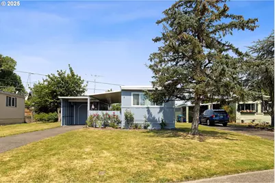 1999 Jansen Way #6, Woodburn, OR 97071 - Photo 2