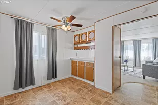 1999 Jansen Way, Woodburn, OR 97071 - Photo 10