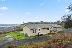 3113 Fremont St, The Dalles, OR 97058 - Photo 2