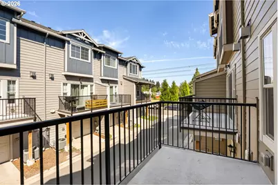 7967 NE Heiser St, Hillsboro, OR 97006 - Photo 20