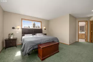 2795 NE Lorie Dr, Hillsboro, OR 97124 - Photo 22