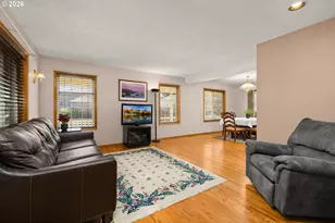 2795 NE Lorie Dr, Hillsboro, OR 97124 - Photo 4