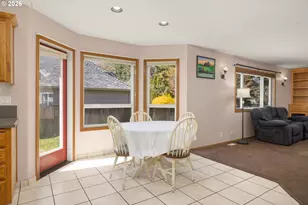 2795 NE Lorie Dr, Hillsboro, OR 97124 - Photo 14