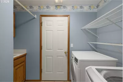 2795 NE Lorie Dr, Hillsboro, OR 97124 - Photo 18