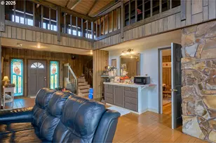 61486 Liberty Rd, Joseph, OR 97846 - Photo 4