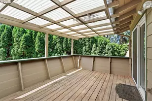 13529 SE Taylor Ct, Portland, OR 97233 - Photo 40