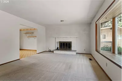 13529 SE Taylor Ct, Portland, OR 97233 - Photo 2
