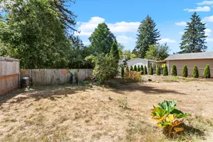 13529 SE Taylor Ct, Portland, OR 97233 - Photo 36