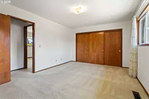 13529 SE Taylor Ct, Portland, OR 97233 - Photo 22
