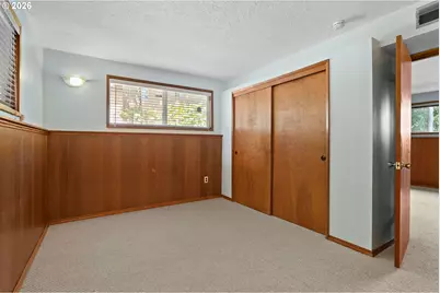 13529 SE Taylor Ct, Portland, OR 97233 - Photo 30