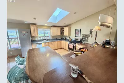 24195 Carpenterville Rd, Gold Beach, OR 97444 - Photo 6