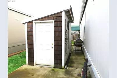 515 SE Sheridan Rd, Sheridan, OR 97378 - Photo 2