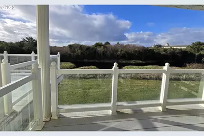 855 Ocean Shores Blvd #103, Ocean Shores, WA 98569 - Photo 4