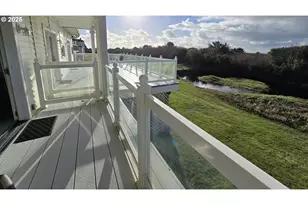 855 Ocean Shores Blvd, Ocean Shores, WA 98569 - Photo 2
