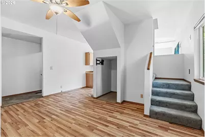 2209 E St, Vancouver, WA 98663 - Photo 14
