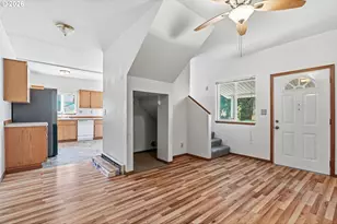 2209 E St, Vancouver, WA 98663 - Photo 2