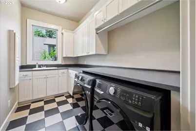 23590 SW Elderberry Ln, West Linn, OR 97068 - Photo 22