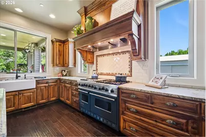 23590 SW Elderberry Ln, West Linn, OR 97068 - Photo 12