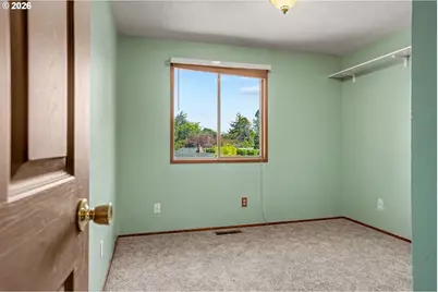 3615 Edward Dr SE, Salem, OR 97302 - Photo 22