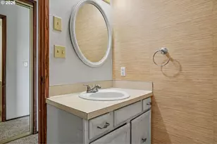 3615 Edward Dr SE, Salem, OR 97302 - Photo 26