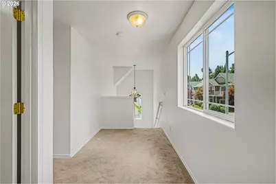1037 SW 18th Way, Troutdale, OR 97060 - Photo 16