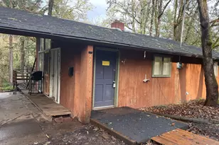 275 W 37th Ave, Eugene, OR 97404 - Photo 2