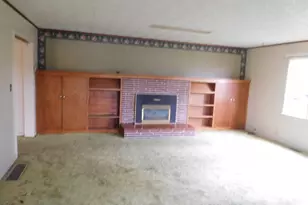 110 N Broad St, Weston, OR 97886 - Photo 12