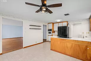 1755 Brentwood Ave, Eugene, OR 97401 - Photo 10