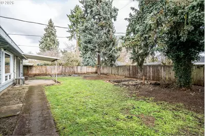 1755 Brentwood Ave, Eugene, OR 97401 - Photo 32