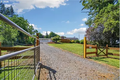 28884 Hillaire St, Eugene, OR 97402 - Photo 2