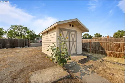 157 Jefferson St, Umatilla, OR 97882 - Photo 32