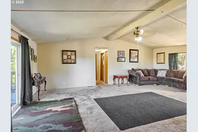 1632 Brown St, Woodburn, OR 97071 - Photo 10