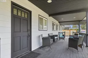 1271 Arcadia Dr, Eugene, OR 97401 - Photo 4