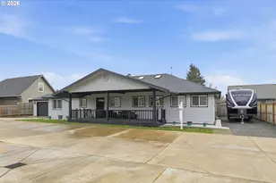 1271 Arcadia Dr, Eugene, OR 97401 - Photo 2