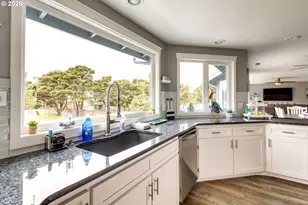 3085 Beach Loop Dr SW, Bandon, OR 97411 - Photo 12