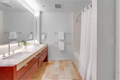 836 S Curry St #1206, Portland, OR 97239 - Photo 16