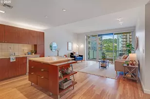 836 S Curry St, Portland, OR 97239 - Photo 4