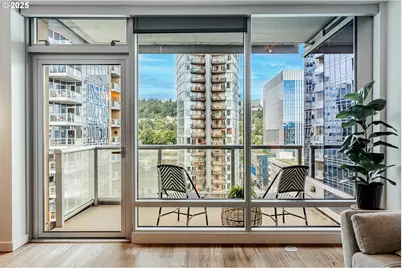 836 S Curry St #1206, Portland, OR 97239 - Photo 26