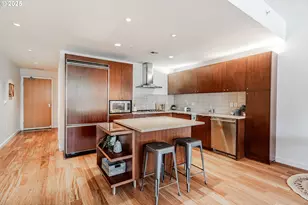 836 S Curry St, Portland, OR 97239 - Photo 12