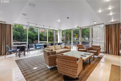 836 S Curry St #1206, Portland, OR 97239 - Photo 32