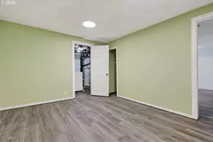 8301 NE Hassalo St, Portland, OR 97220 - Photo 24